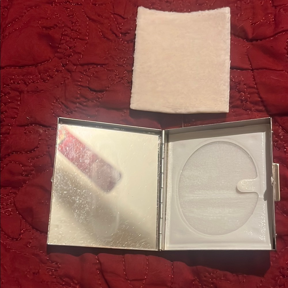 Masonic Silver and Gold Decorative Makeup compact with Mirror Vintage - Picture 6 of 7